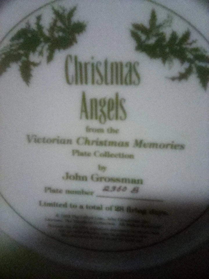 Angels Christmas  collector plate/victorian / collectible  2360B