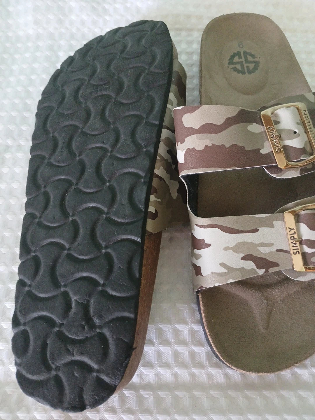 Simply Southern Double Buckle Cork Sandals Sz 9 Camouflage Open Toe