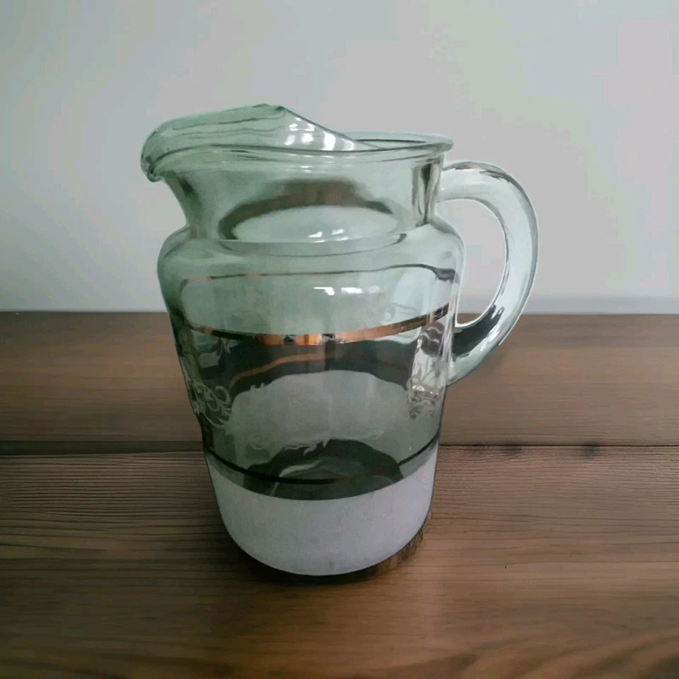 Vintage 70s  1/2 gal Glass Pitcher with Ice Lip