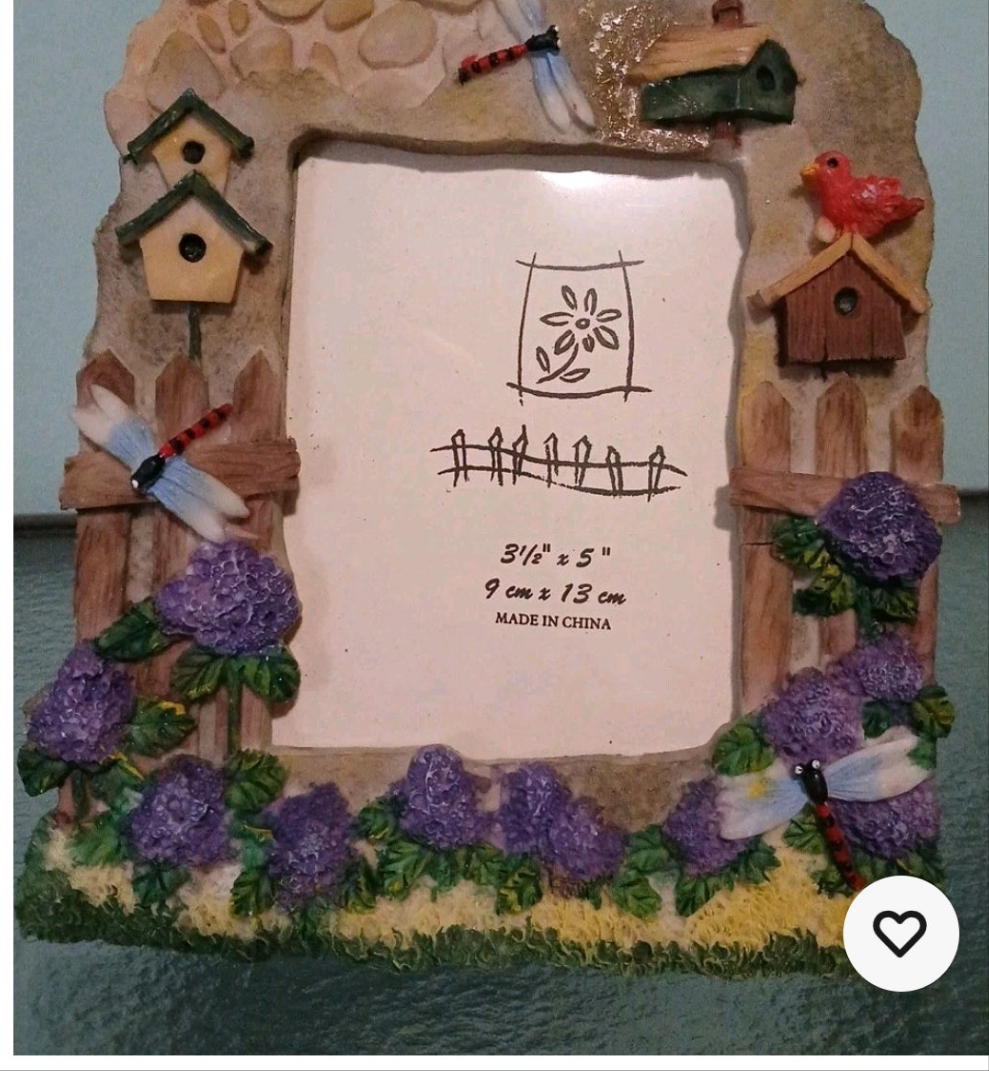 Themed Picture Frame for Bird Watchers & Flower Gardeners