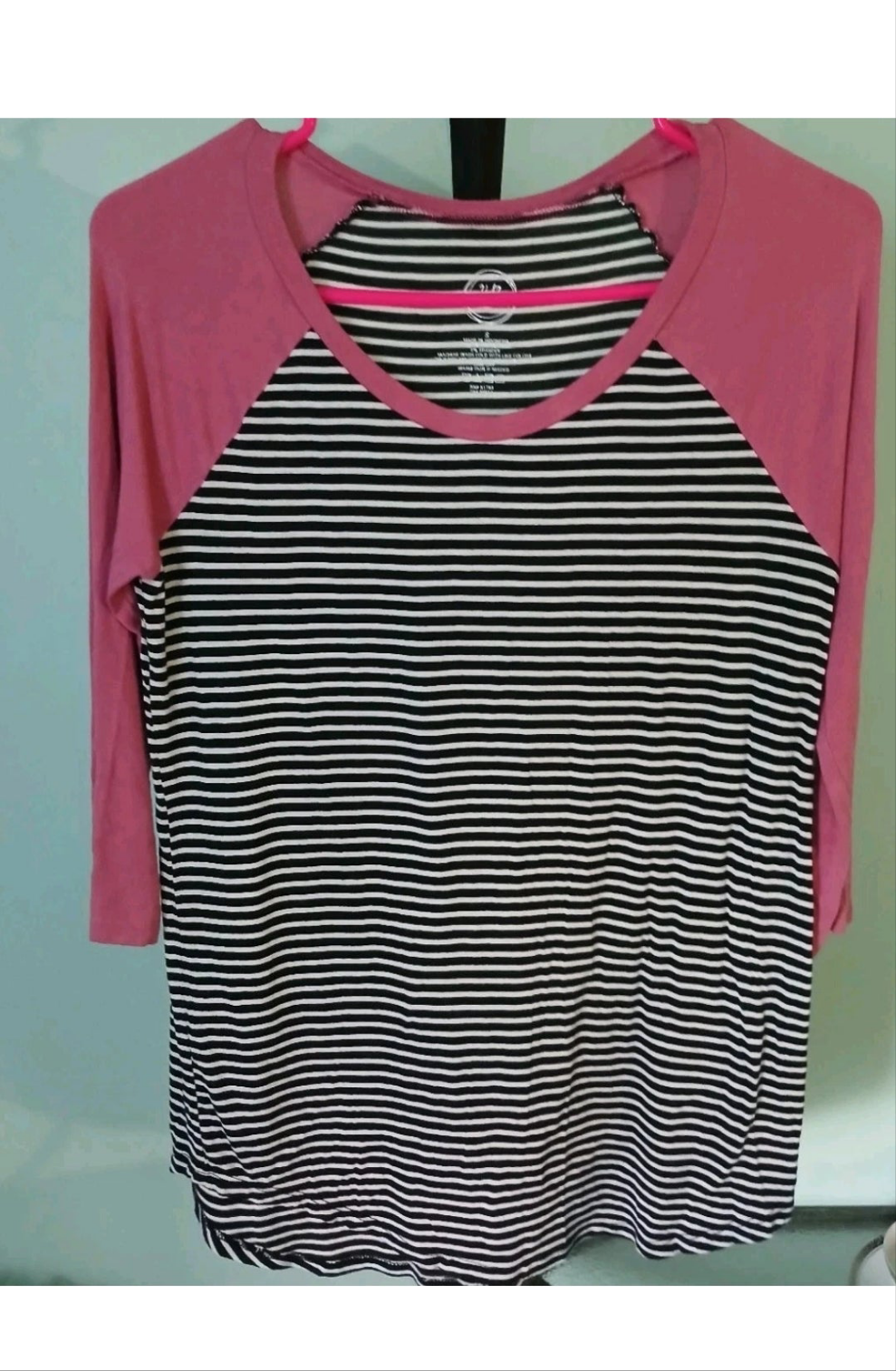 Women's 24/7 Two Tone Pink & Black Striped Tee Shirt Size Small - 3/4 Sleeves