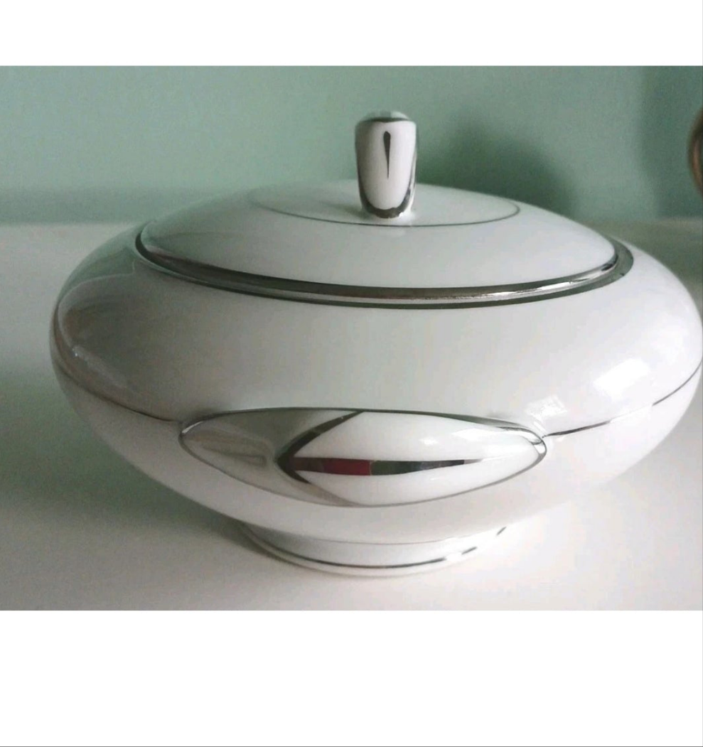 Noritake China  (Derry 5931) Sugar Bowl & Lid White with Silver Trim