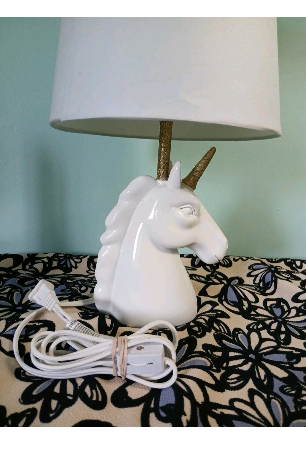 White And Gold Unicorn Lamp
