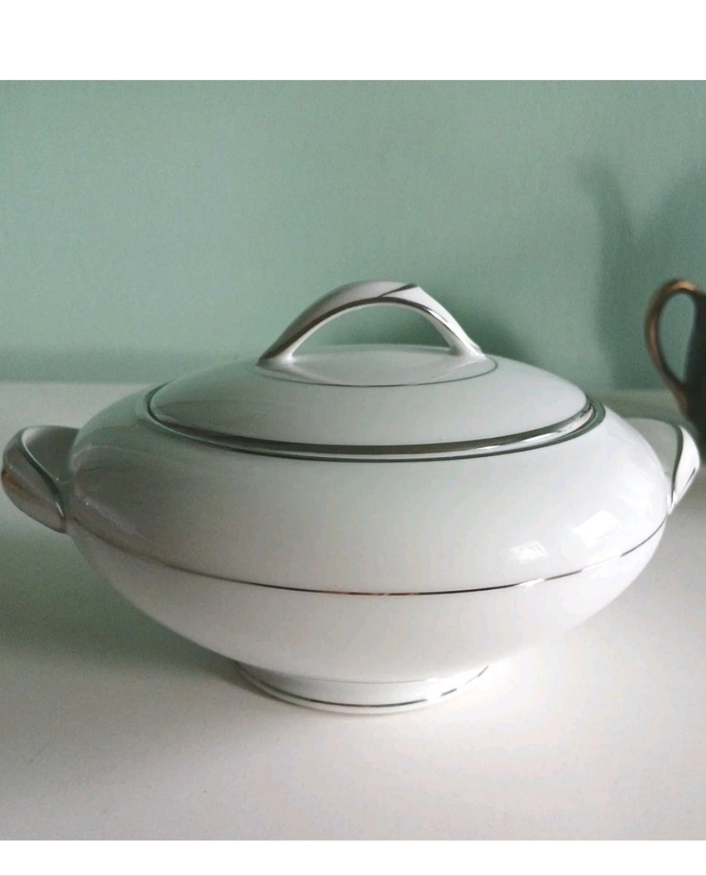 Noritake China  (Derry 5931) Sugar Bowl & Lid White with Silver Trim