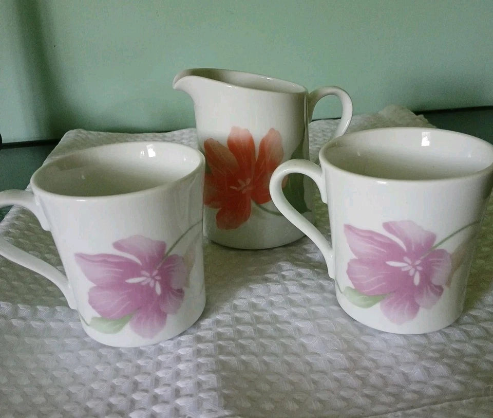 Corning Wear NY Cups and Creamer two sided  Floral Design Set of 3