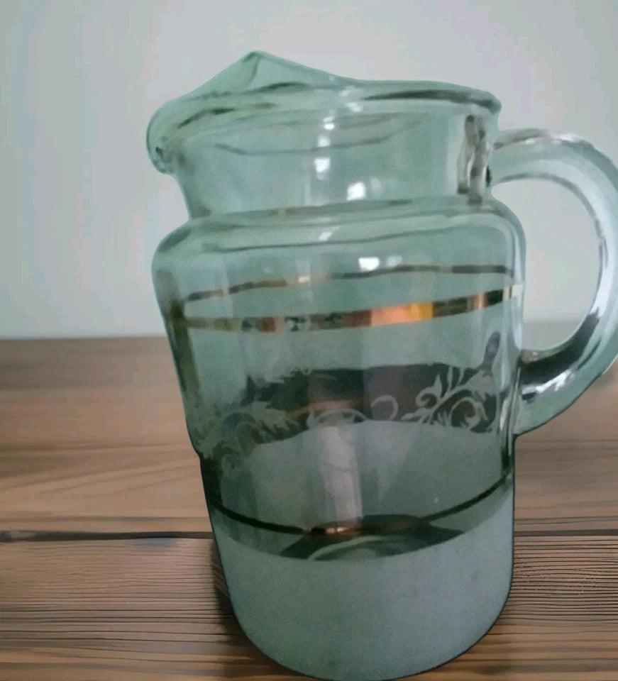 Vintage 70s  1/2 gal Glass Pitcher with Ice Lip