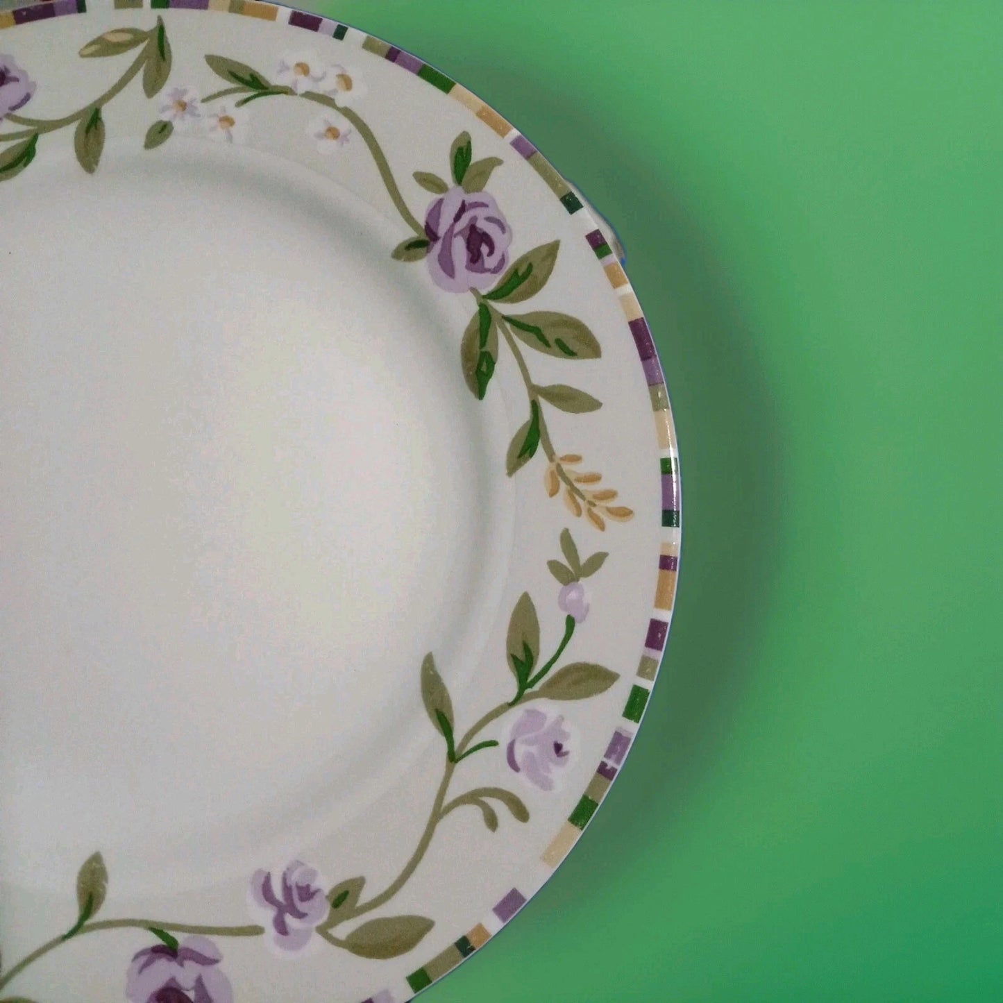 Vintage Laura Ashley LIFESTLES Dinner plates Lot of 2 "Grapefields" #MMIV