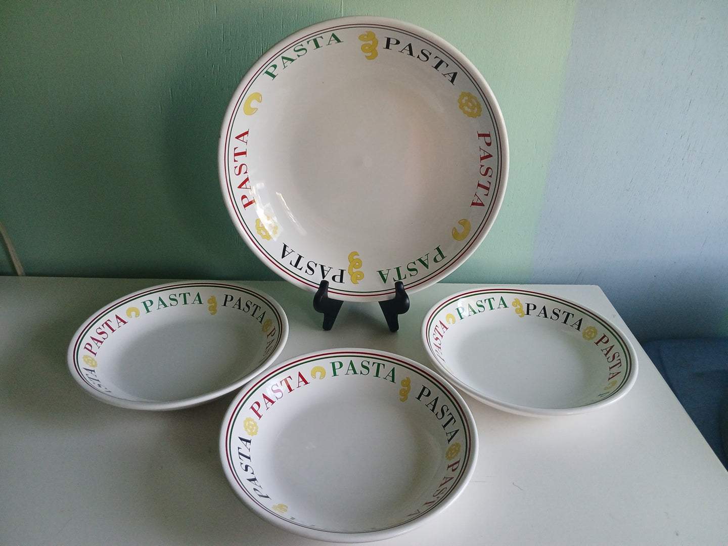 vntg Pasta bowl set
