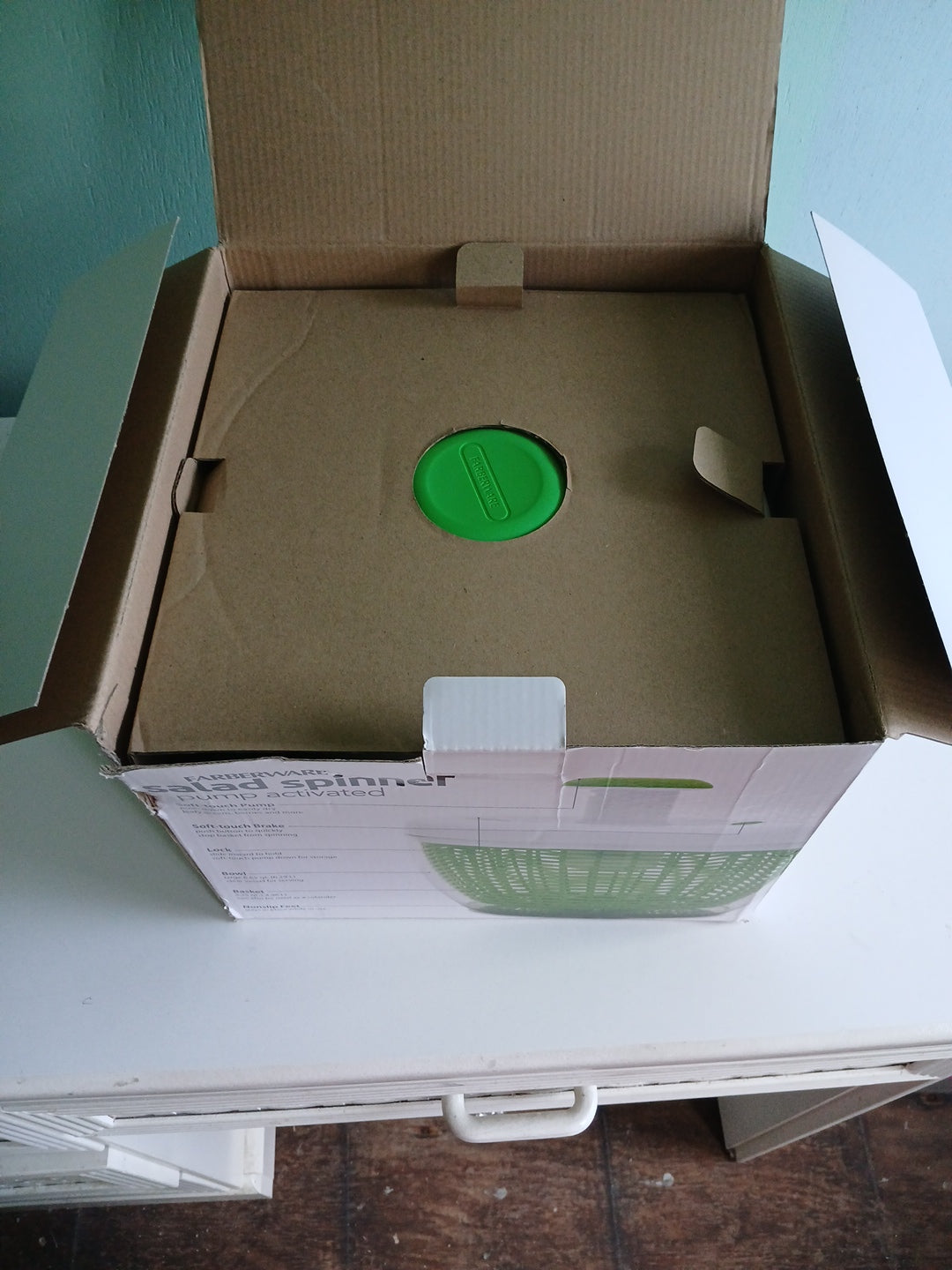 Farberware Salad Spinner 6.65qt Pump-Activated Bowl