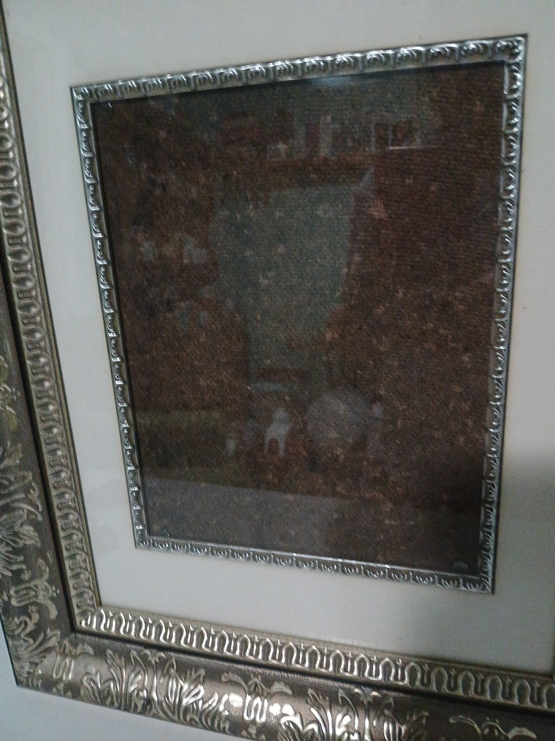 8 x 10  wood carved silver painted wall hanging frame,Matted for portrait