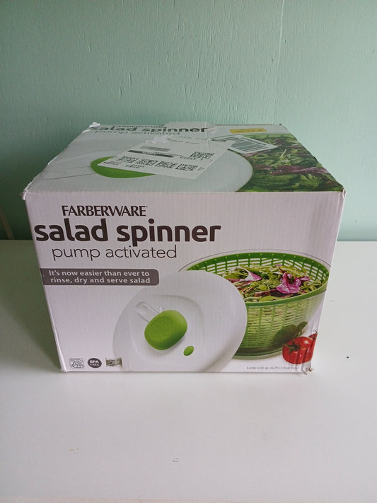 Farberware Salad Spinner 6.65qt Pump-Activated Bowl