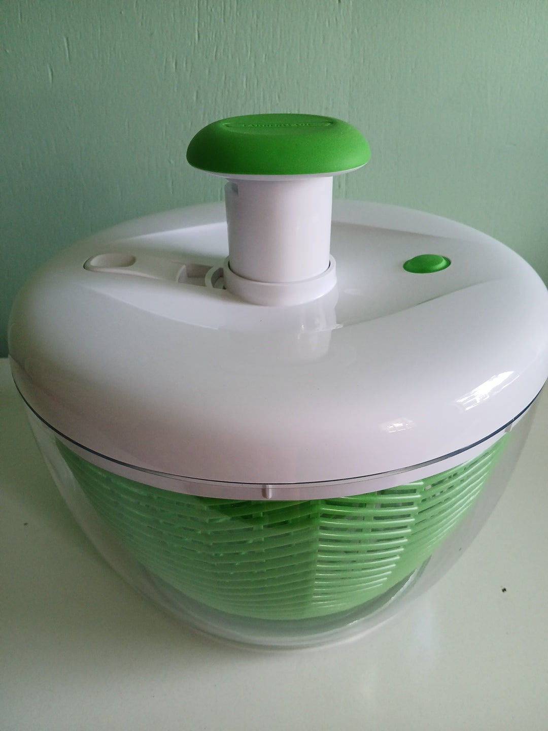 Farberware Salad Spinner 6.65qt Pump-Activated Bowl