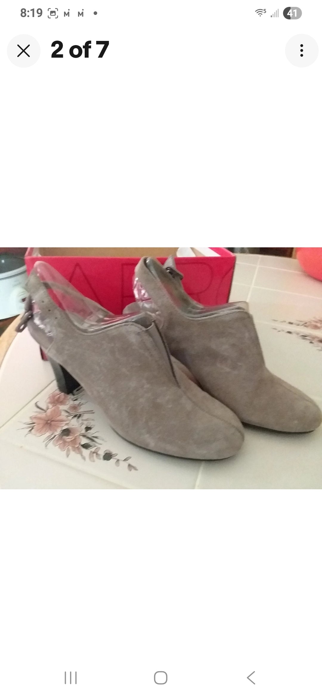 Ladies Aerosoles Ankle Boots - Size 8 - Gray Suede