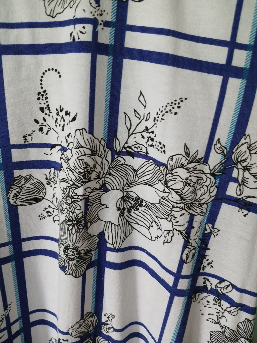 LULAROE dress with Pockets /White, Blue Squares, & Floral Sz M