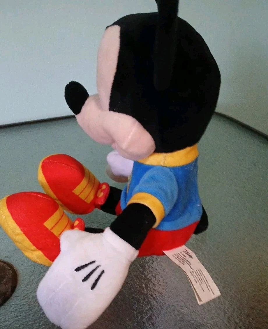 Singing Mickey & plush Pluto puppy- Disney JR Clubhouse The Hot Dog Song (watch VIDEO)