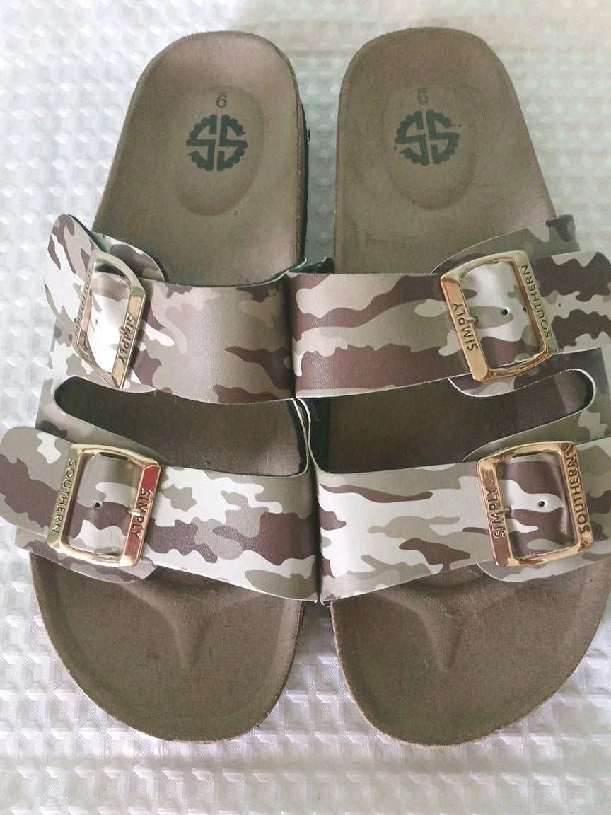 Simply Southern Double Buckle Cork Sandals Sz 9 Camouflage Open Toe