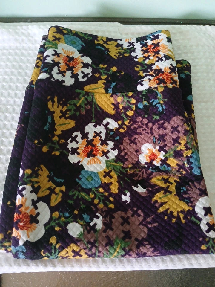 LuLaroe Fitted Mini Pencil Cassie skirt Sz M Paisley Floral stretch Waist Band